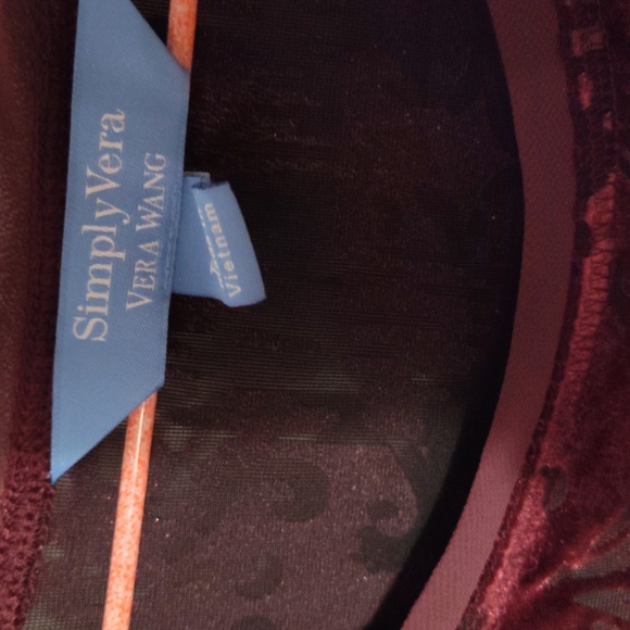 Simply Vera Wang top - Picture 3 of 7